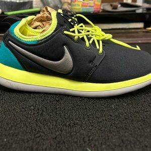 Nike Roshe Two
